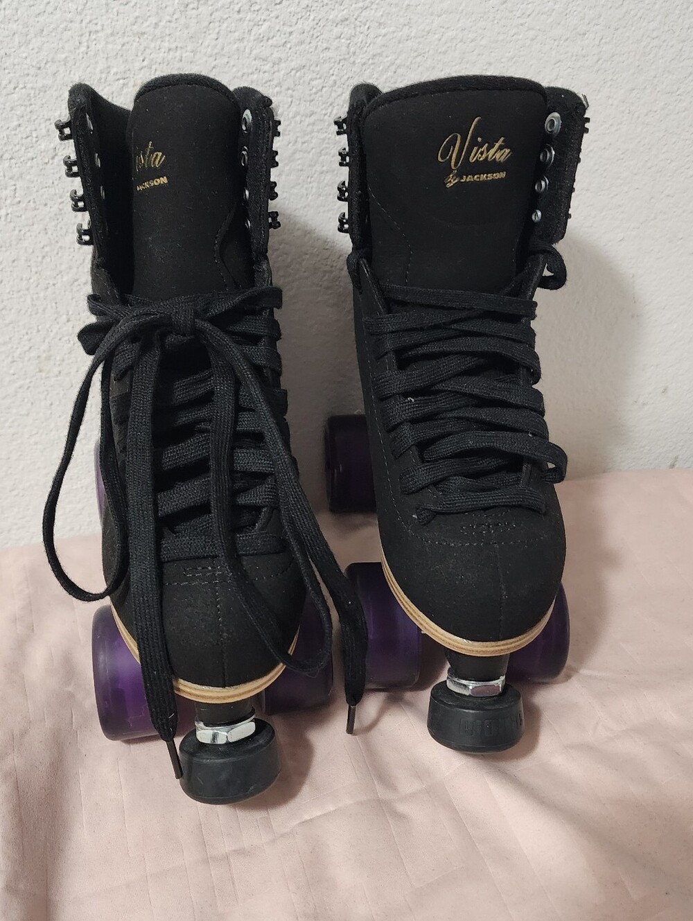 JACKSON Vista Women's Black Roller Skates with Purple Wheels and Gold Accents